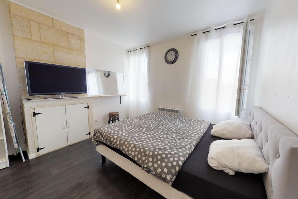 Maison Familiale En Pierre A 10 Min De Bordeaux Bassens  Eksteriør billede